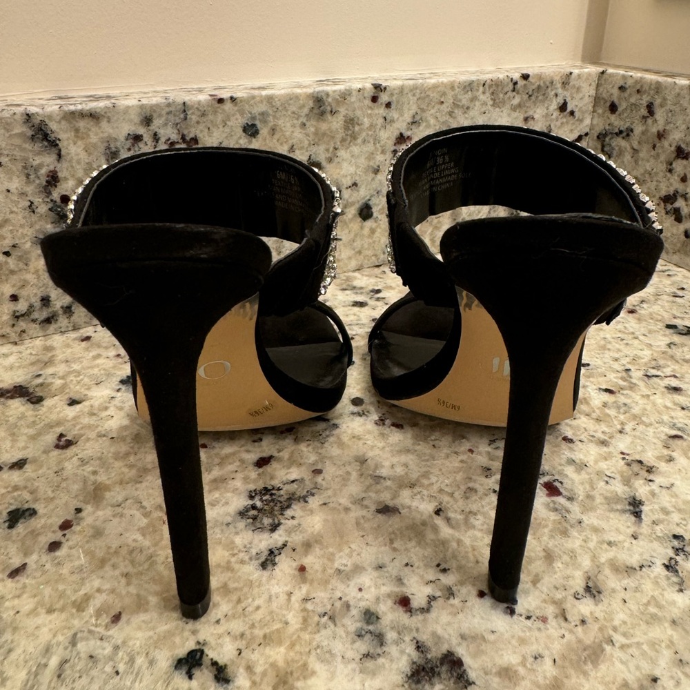 J Lo Noin slide sandal - Picture 4 of 7